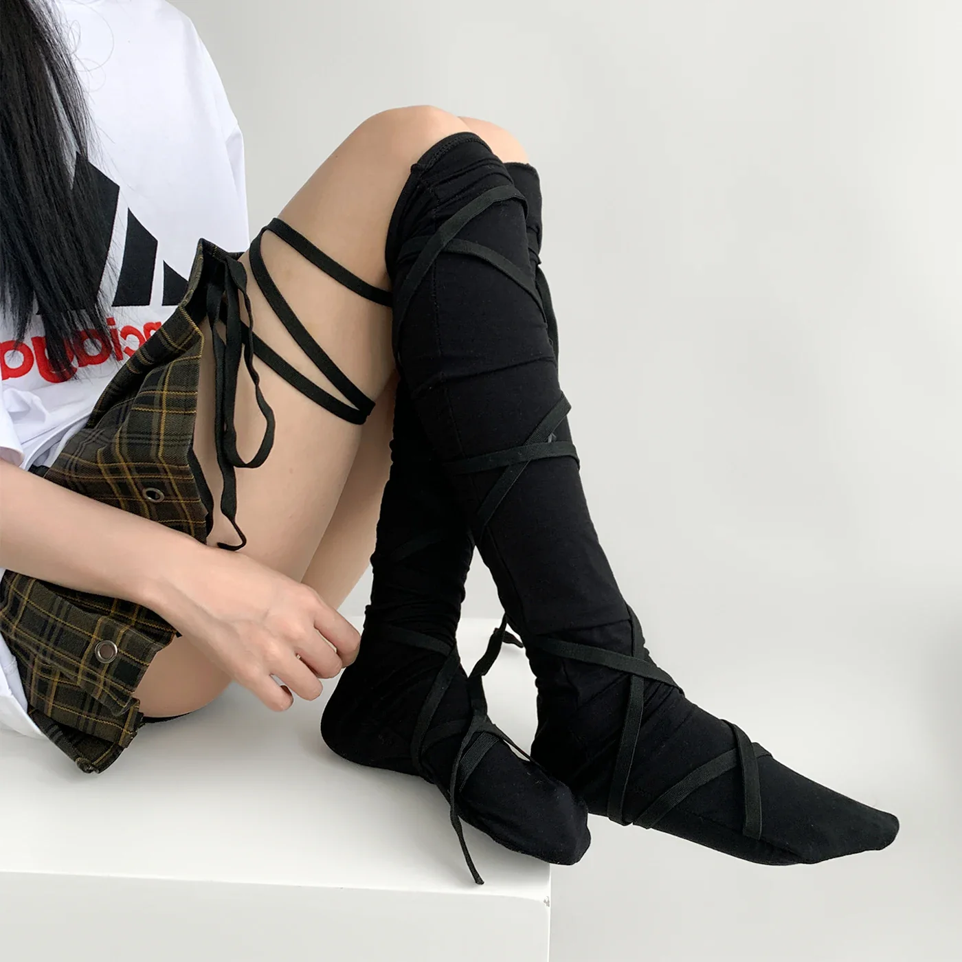 Gothic Ballet Strappy Thin Sock - Image 5