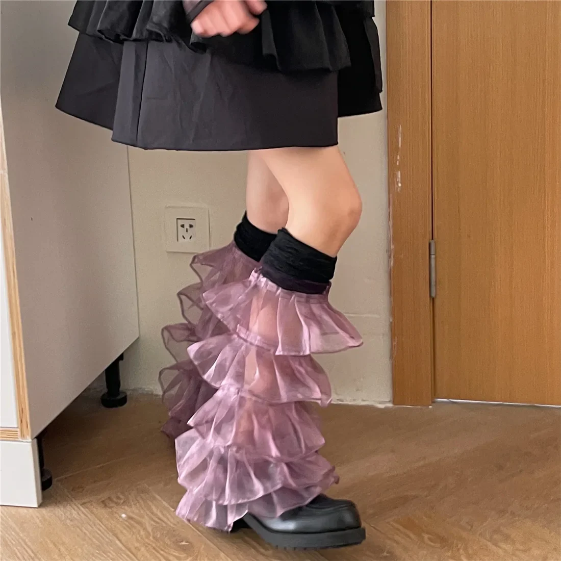 Gothic Lace Ruffles Over Knee Sock - Image 4