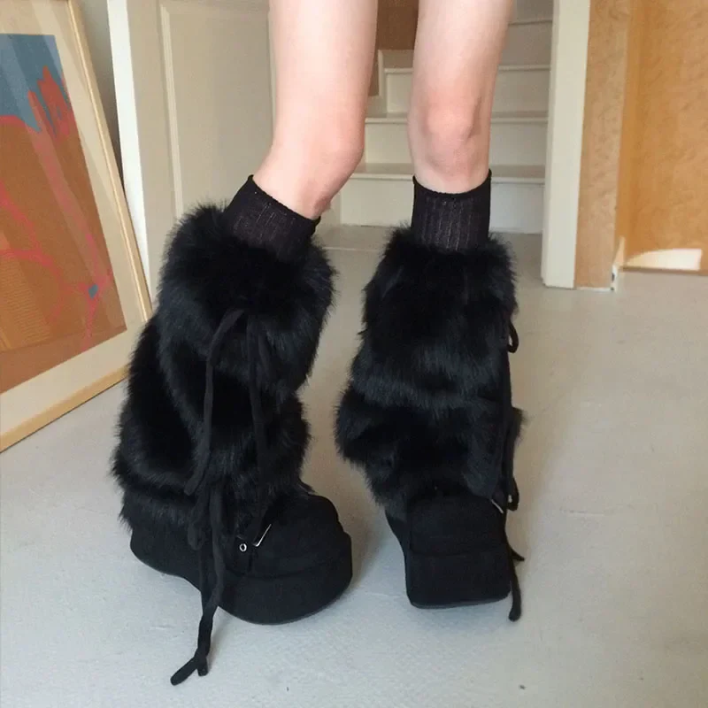 Gothic Rabbit Fur Bow Plush Sock - Image 7
