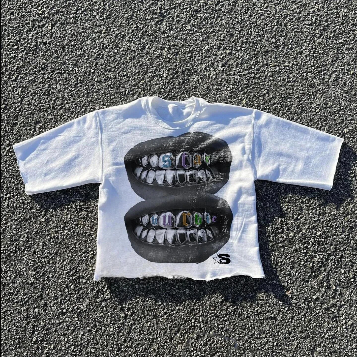 Y2K Lips Teeth Graphic Printed Cotton T-shirt - Image 3